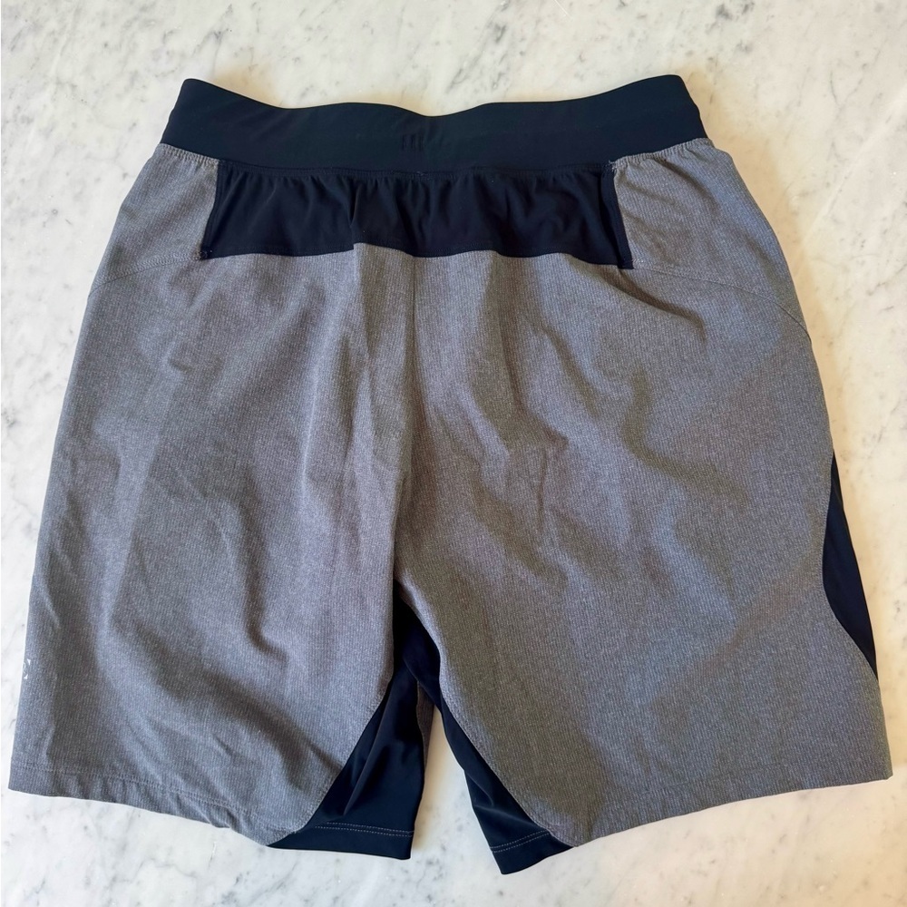 Lululemon Lined Men's Workout Shorts With Drawstring /Black Gray/medium - Picture 2 of 7